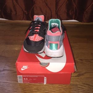 WMNS AIR HURACHE RUN